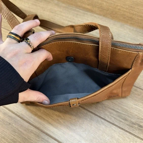 New Spikes & Sparrow Medium Leather Double Strap Shoulder Bag Cognac Brown - Picture 6 of 10